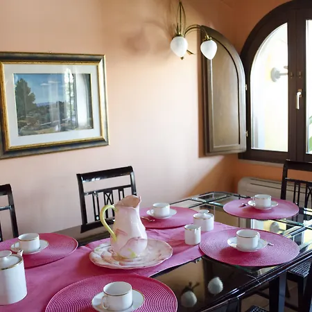Tribunale Bed & Breakfast 3*